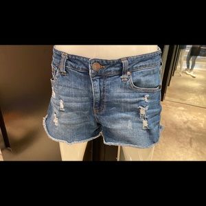 Adorable blue Jean shorts